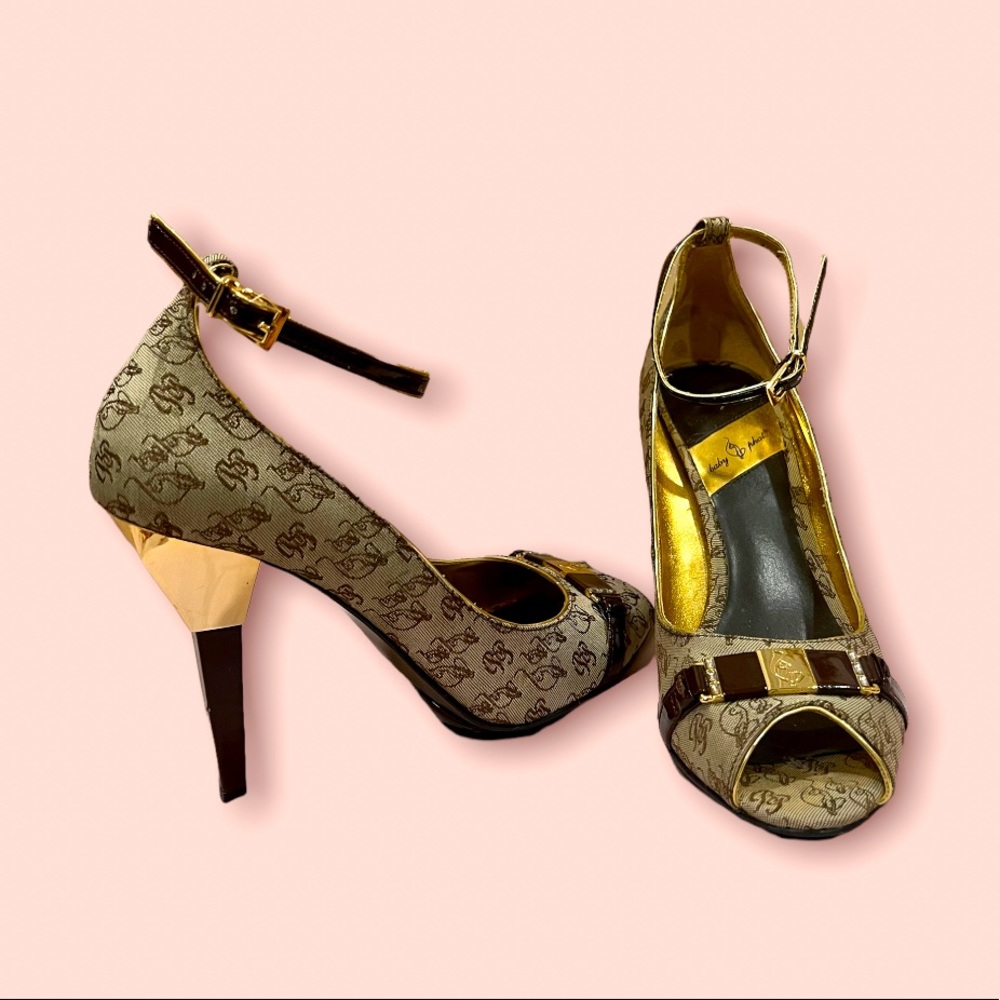 Brown/Cream/Gold BabyPhat leather sole heels